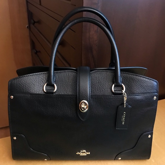 Coach Handbags - Coach Mercer 30 bag